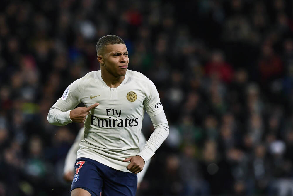 京东跨年盛典开启 送好礼官方直降五折起 还能抽祝福“大排面”